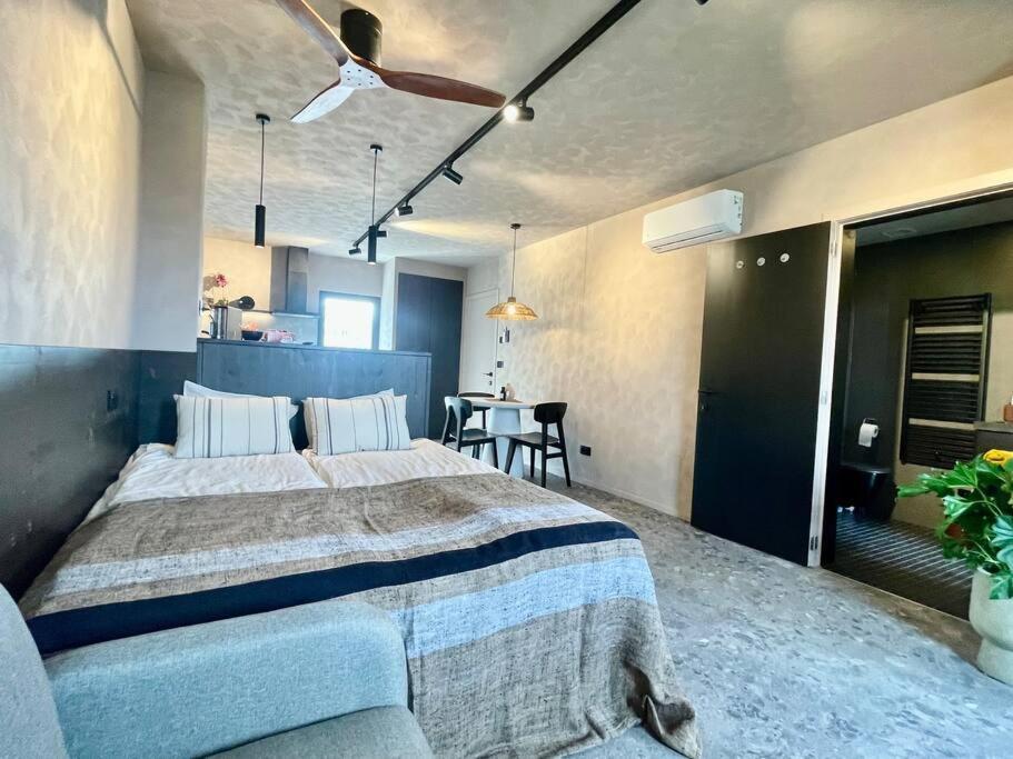 Theatersquare Apt Terrace Cityview Антверпен Экстерьер фото